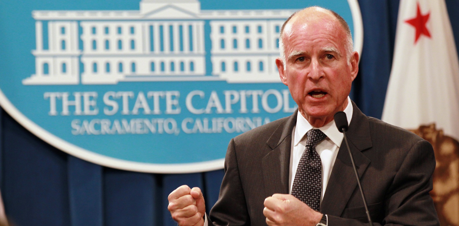 filephoto-jerry-brown-governor