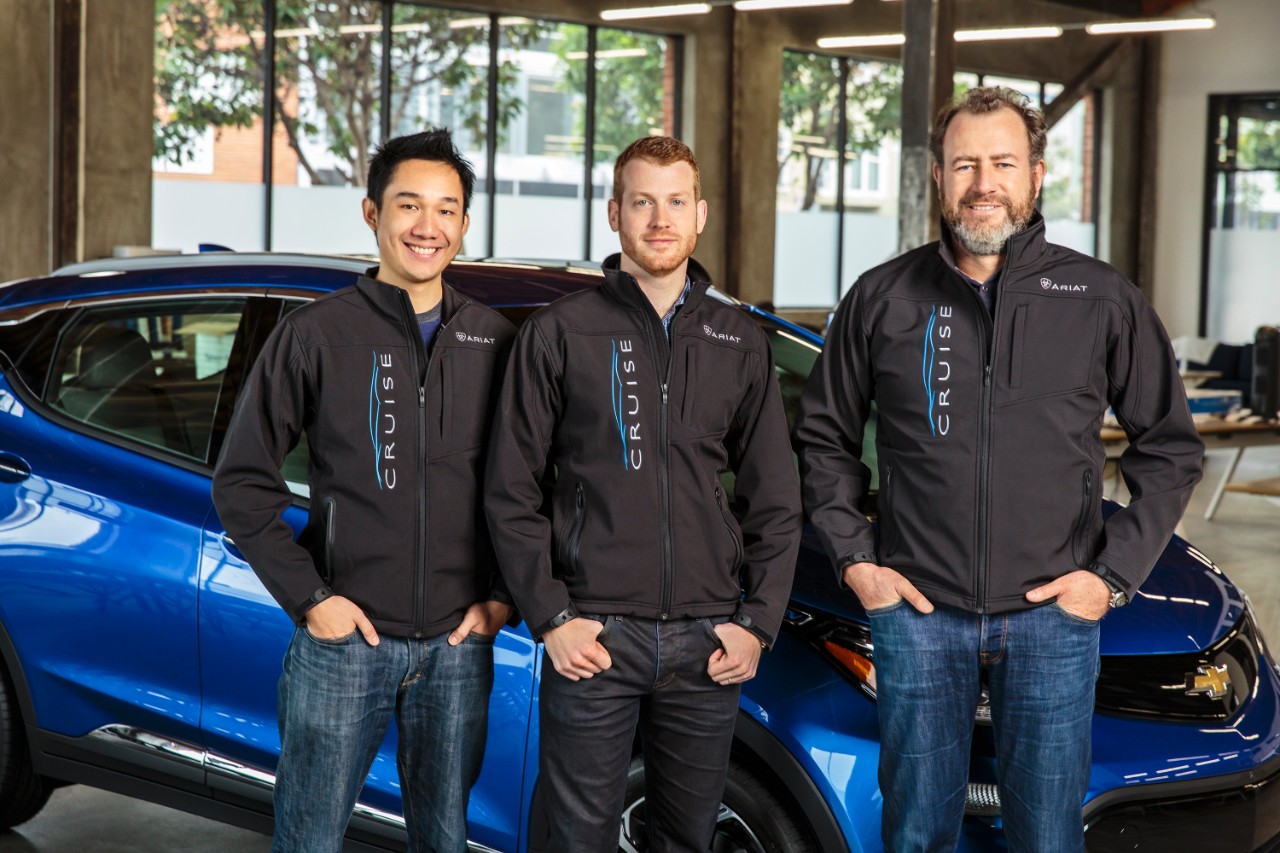 General Motors President Dan Ammann (right) with Cruise Automation co-founders Kyle Vogt (center) and Daniel Kan (left).