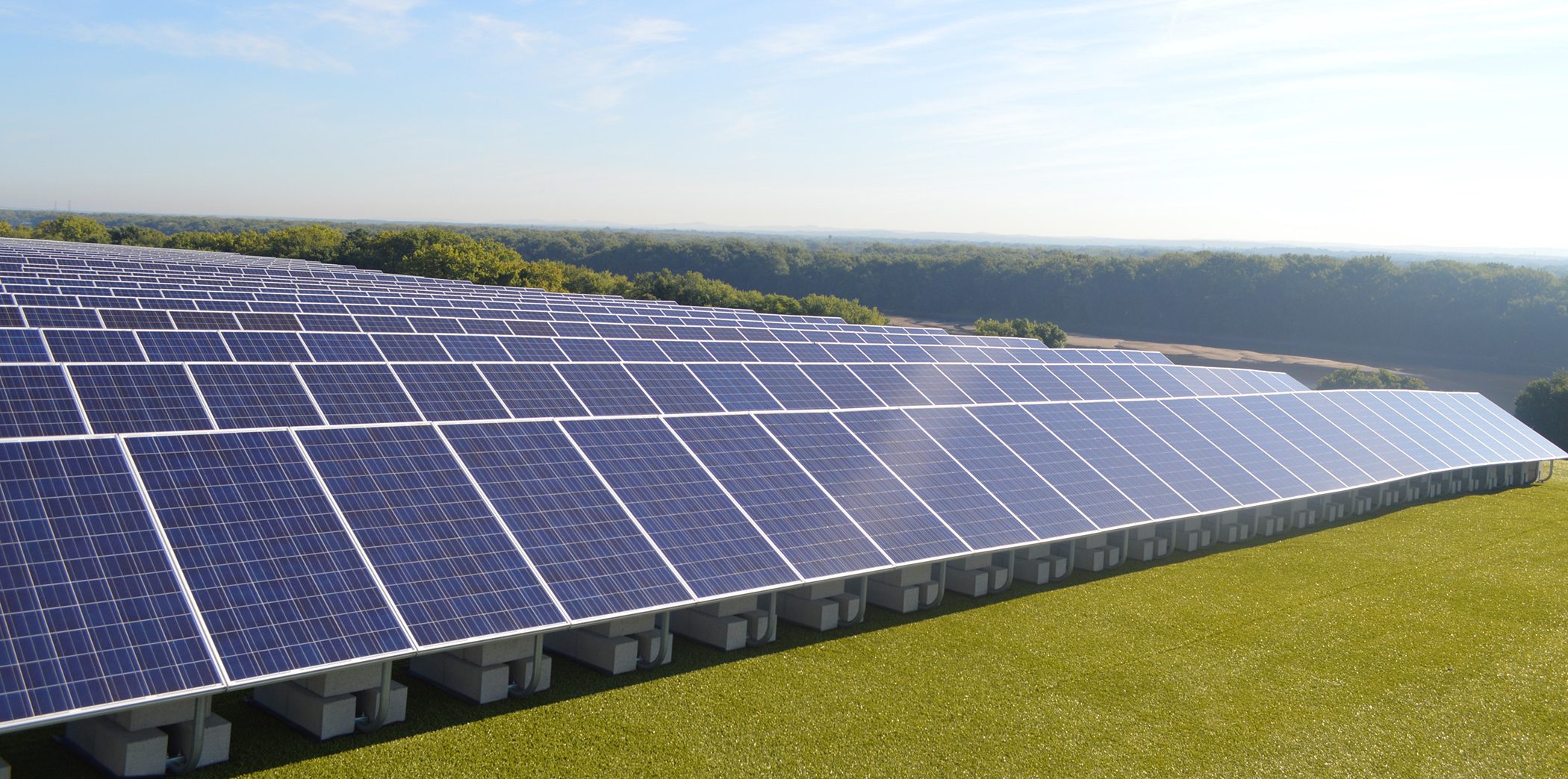 Hartford_landfill_solar_panels