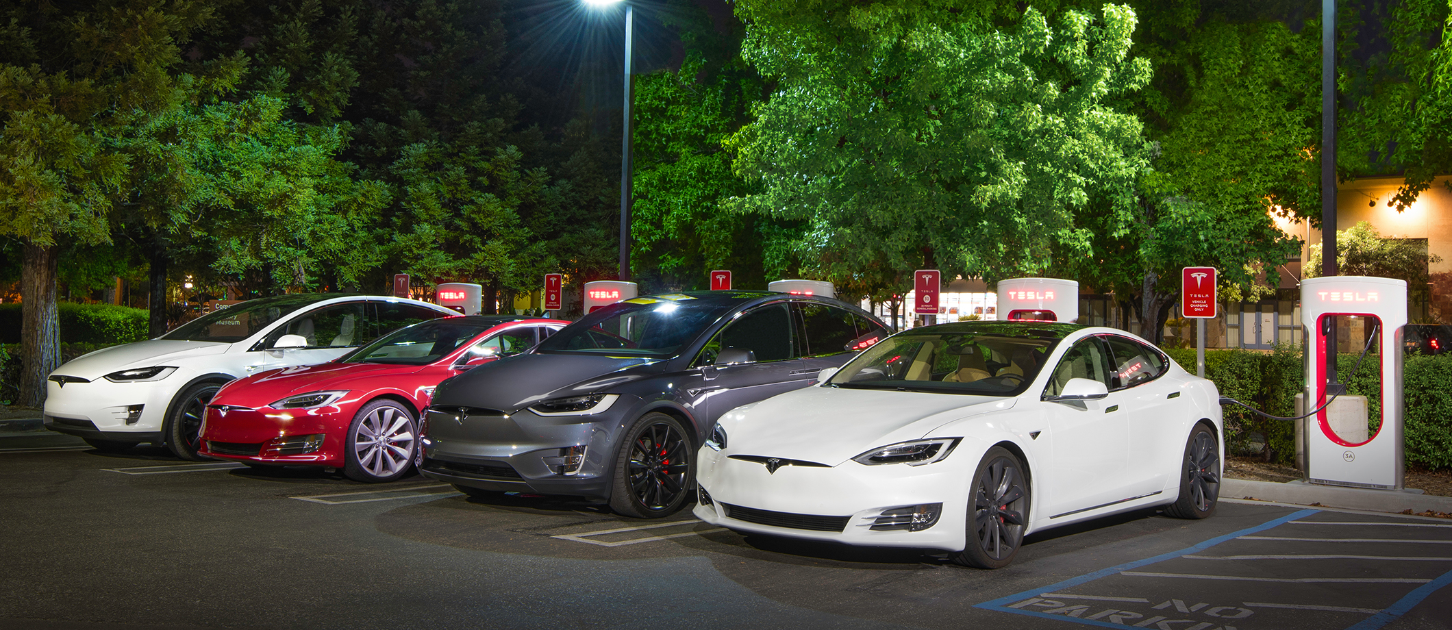 supercharger_group_night