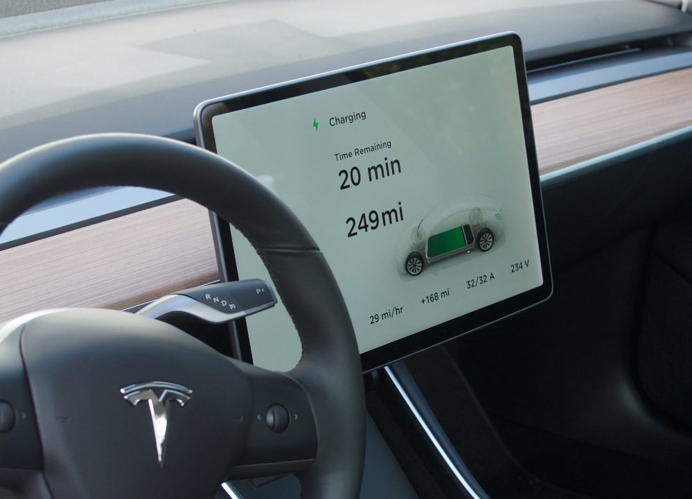Tesla Model 3 display