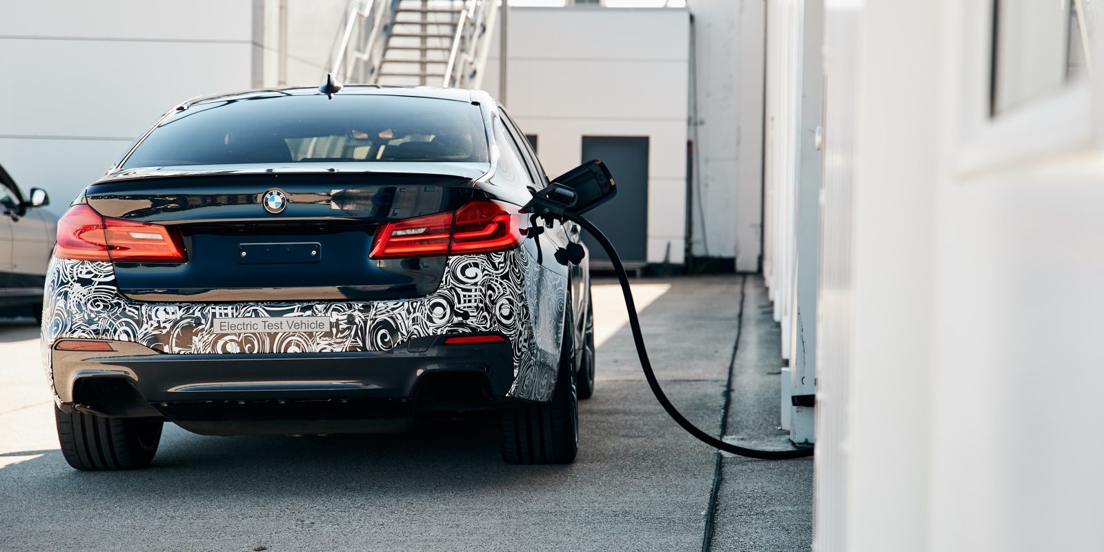 BMW doesn't want to make its own batteries