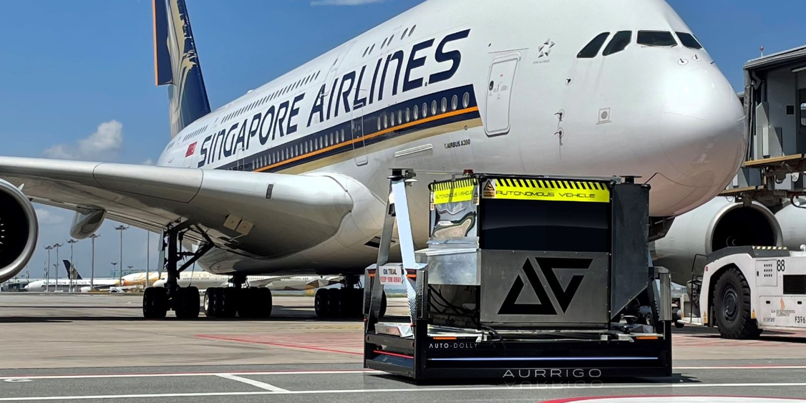 electric driverless baggage vehicles