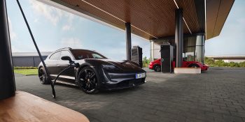 Porsche-EV-Charging-Lounge